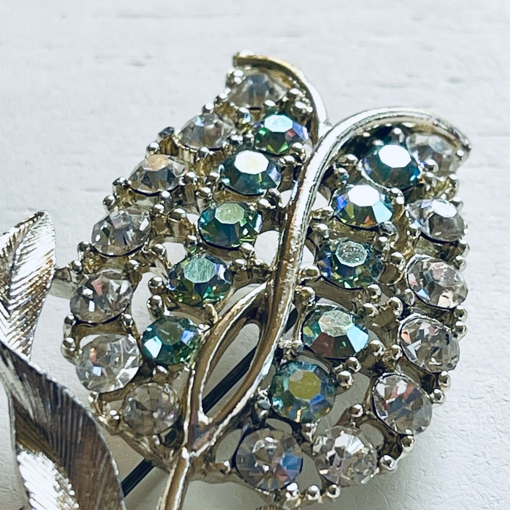 Vintage Brooch AB Rhinestone Flower Tulip Brooch Unsigned Estate Find